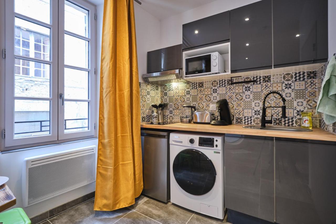 Place Carnot - Studio Tout Equipe Avec Jacuzzi Proche Toutes Commodites Каркасон Екстериор снимка