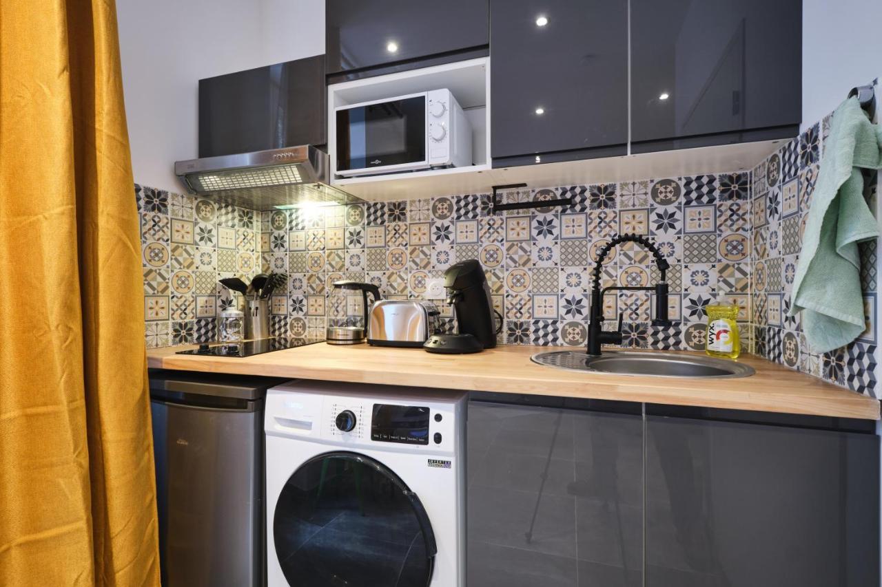 Place Carnot - Studio Tout Equipe Avec Jacuzzi Proche Toutes Commodites Каркасон Екстериор снимка